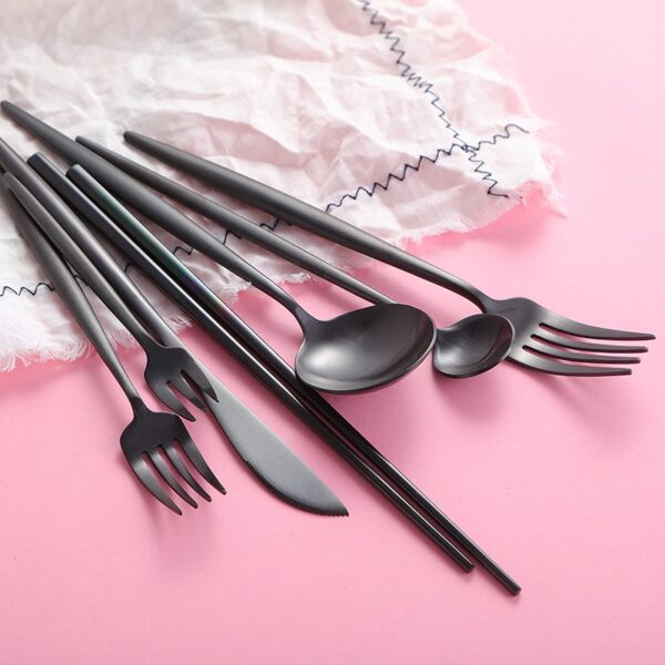 Matte Black Tableware Set